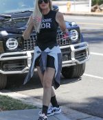 Access_Kardashian_17.jpg