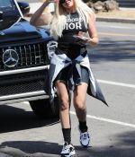 Access_Kardashian_2.jpg