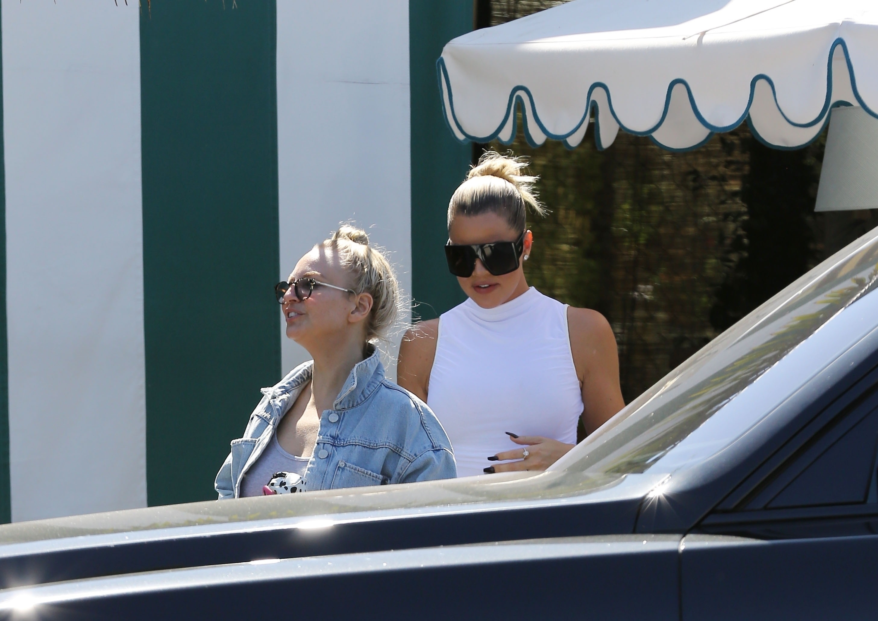 Access_Kardashian_3.jpg