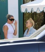Access_Kardashian_17.jpg