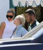 Access_Kardashian_22.jpg