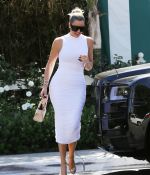 Access_Kardashian_7.jpg