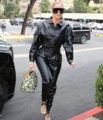 Access_Kardashian_11.jpg