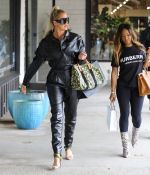 Access_Kardashian_34.jpg