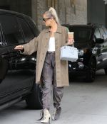 Access_Kardashian_13.jpg