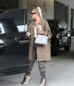 Access_Kardashian_19.jpg