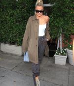 Access_Kardashian_47.jpg