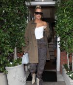 Access_Kardashian_55.jpg