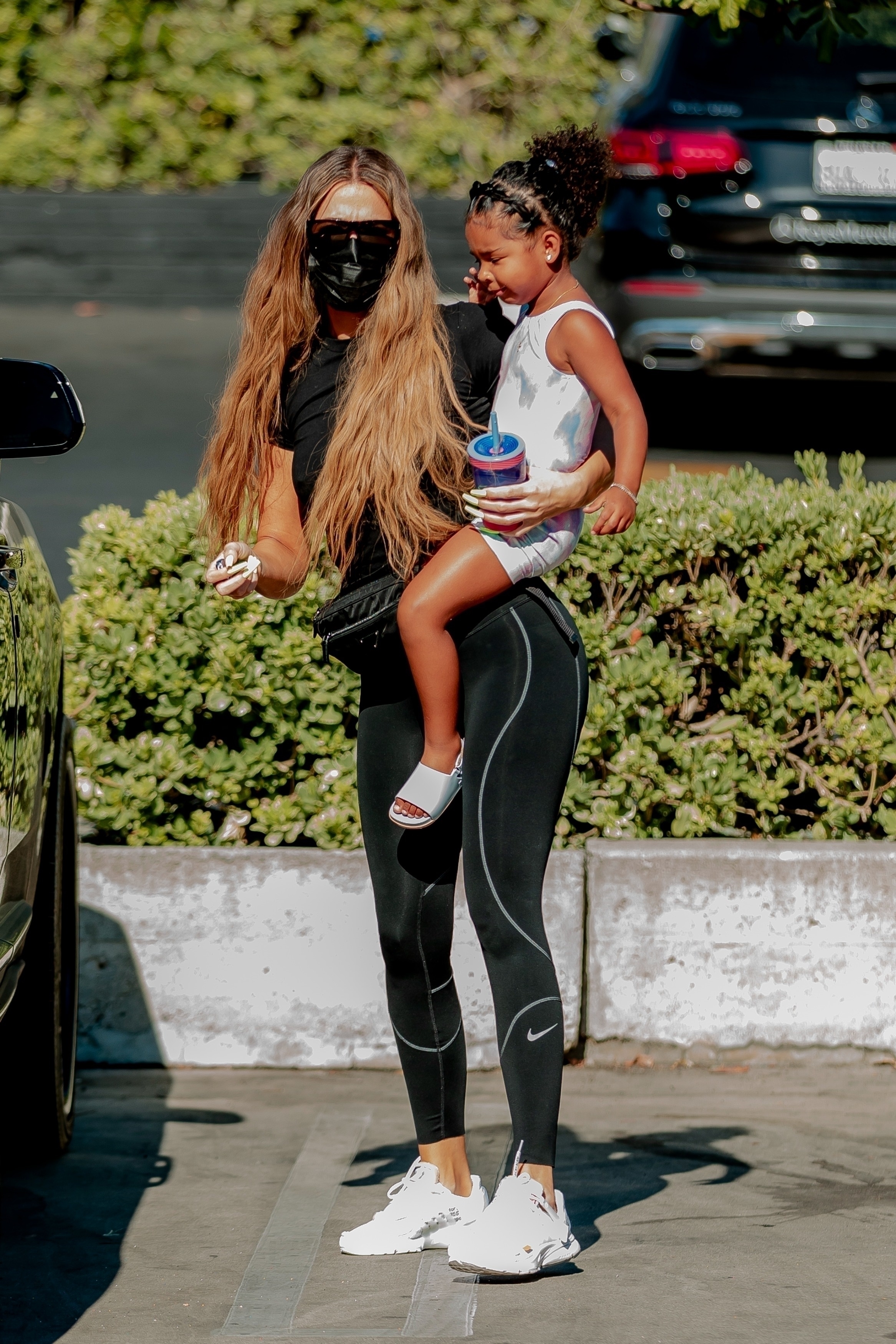 Access_Kardashian_16.jpg