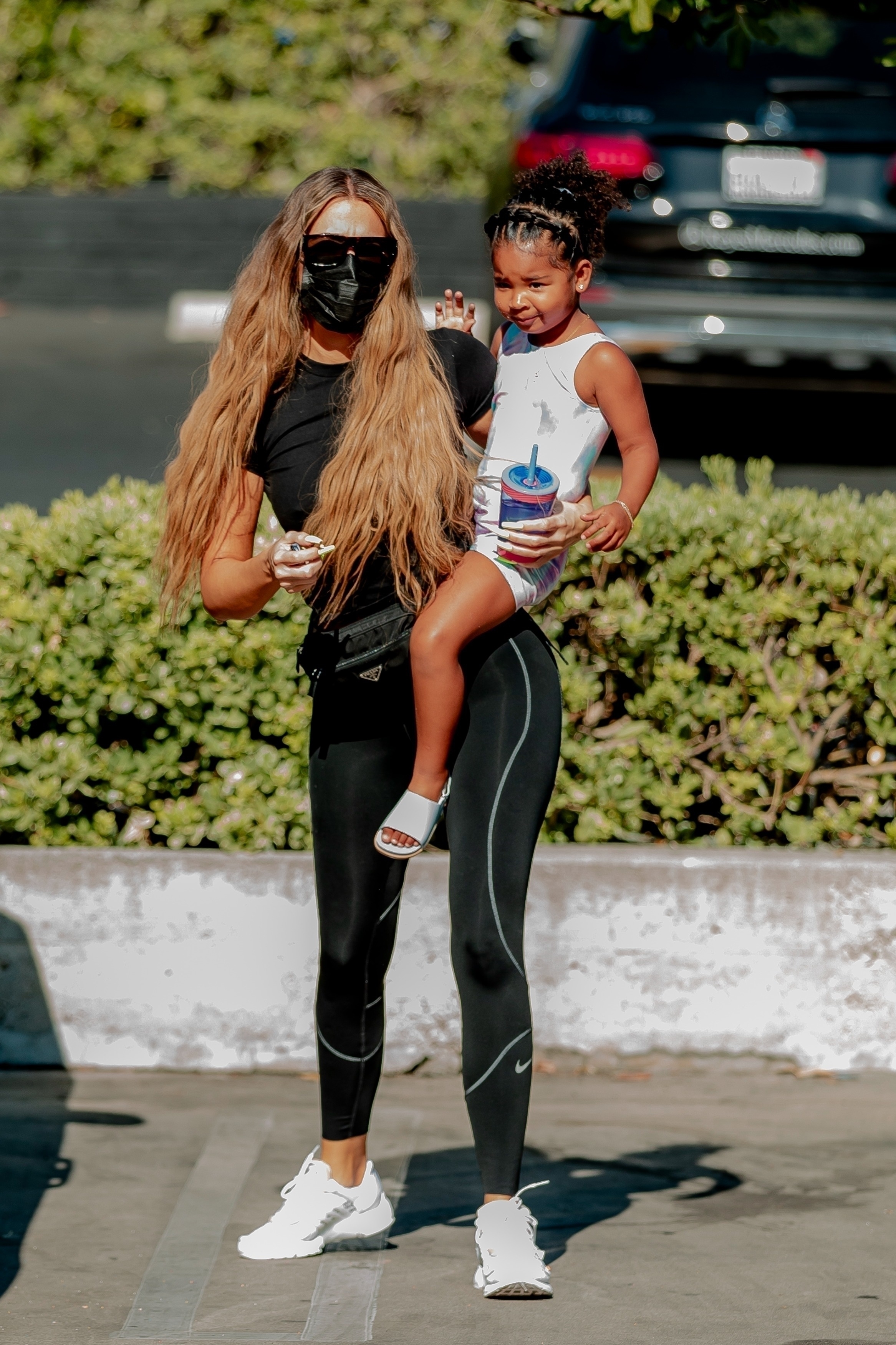 Access_Kardashian_18.jpg
