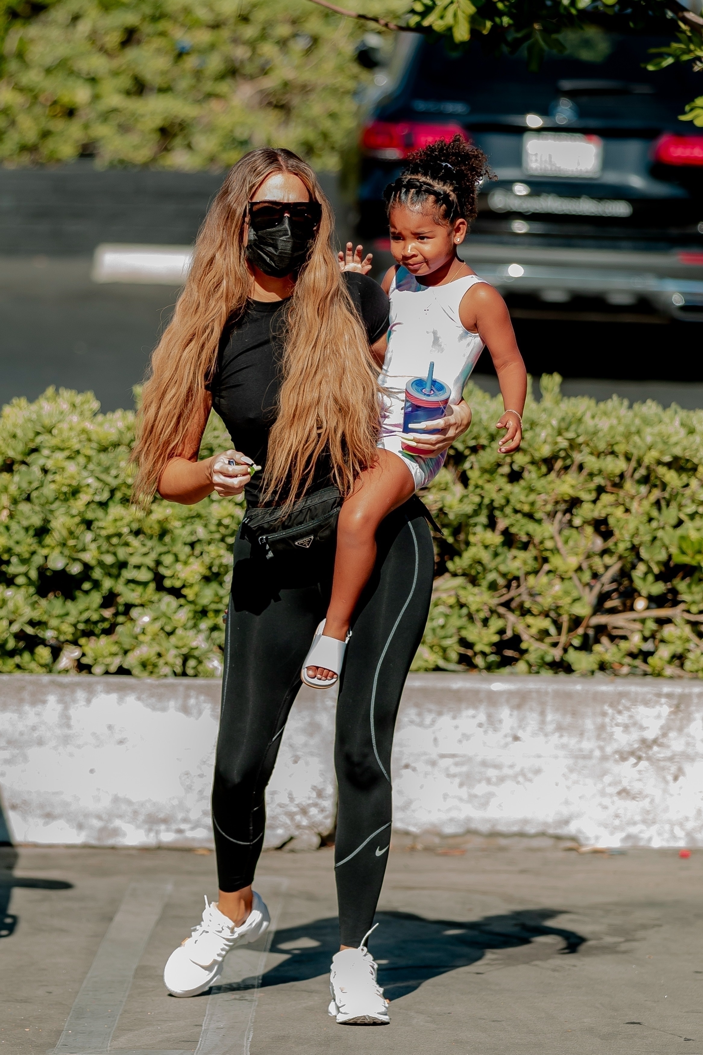 Access_Kardashian_19.jpg
