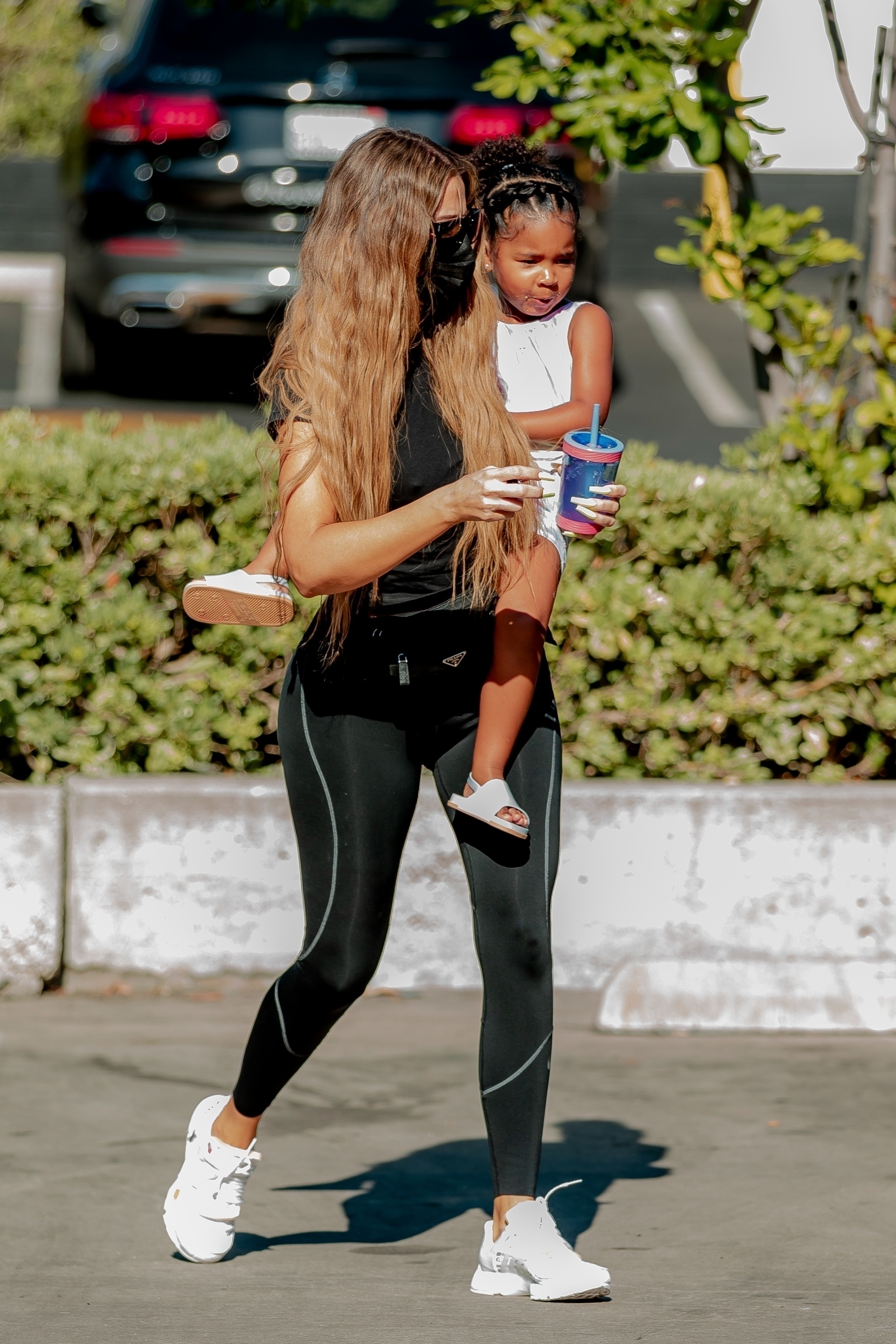 Access_Kardashian_9.jpg