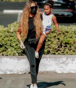 Access_Kardashian_4.jpg