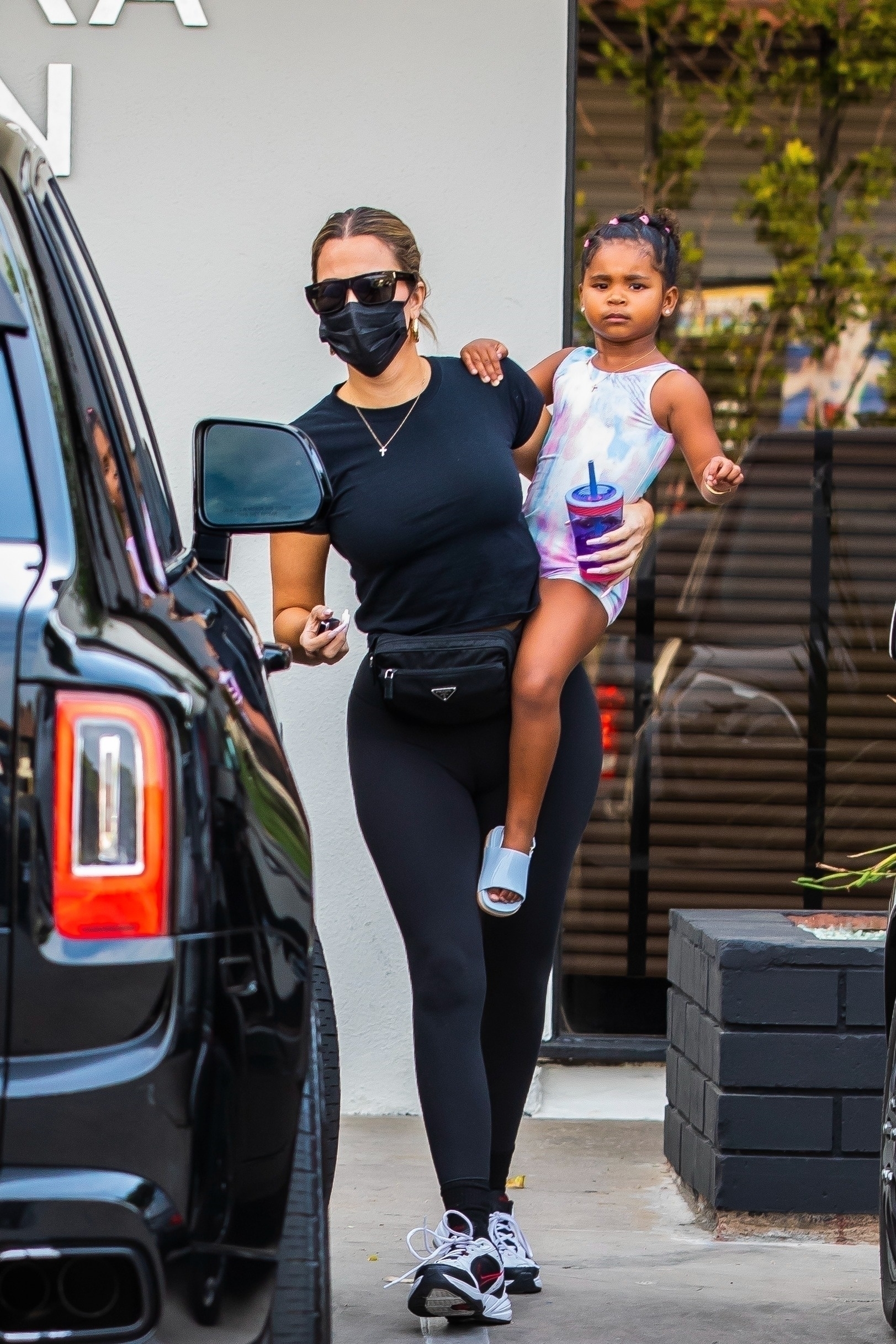 Access_Kardashian_18.jpg