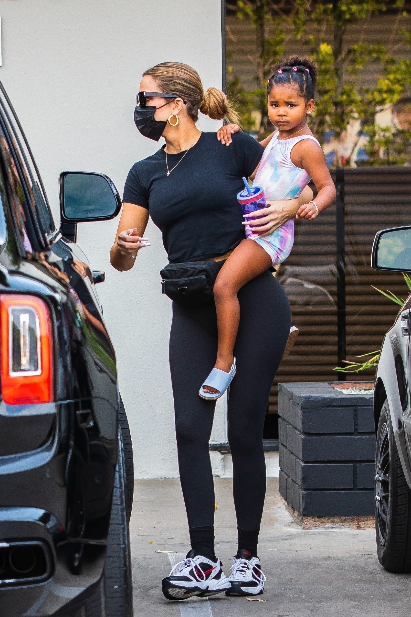 Access_Kardashian_21.jpg