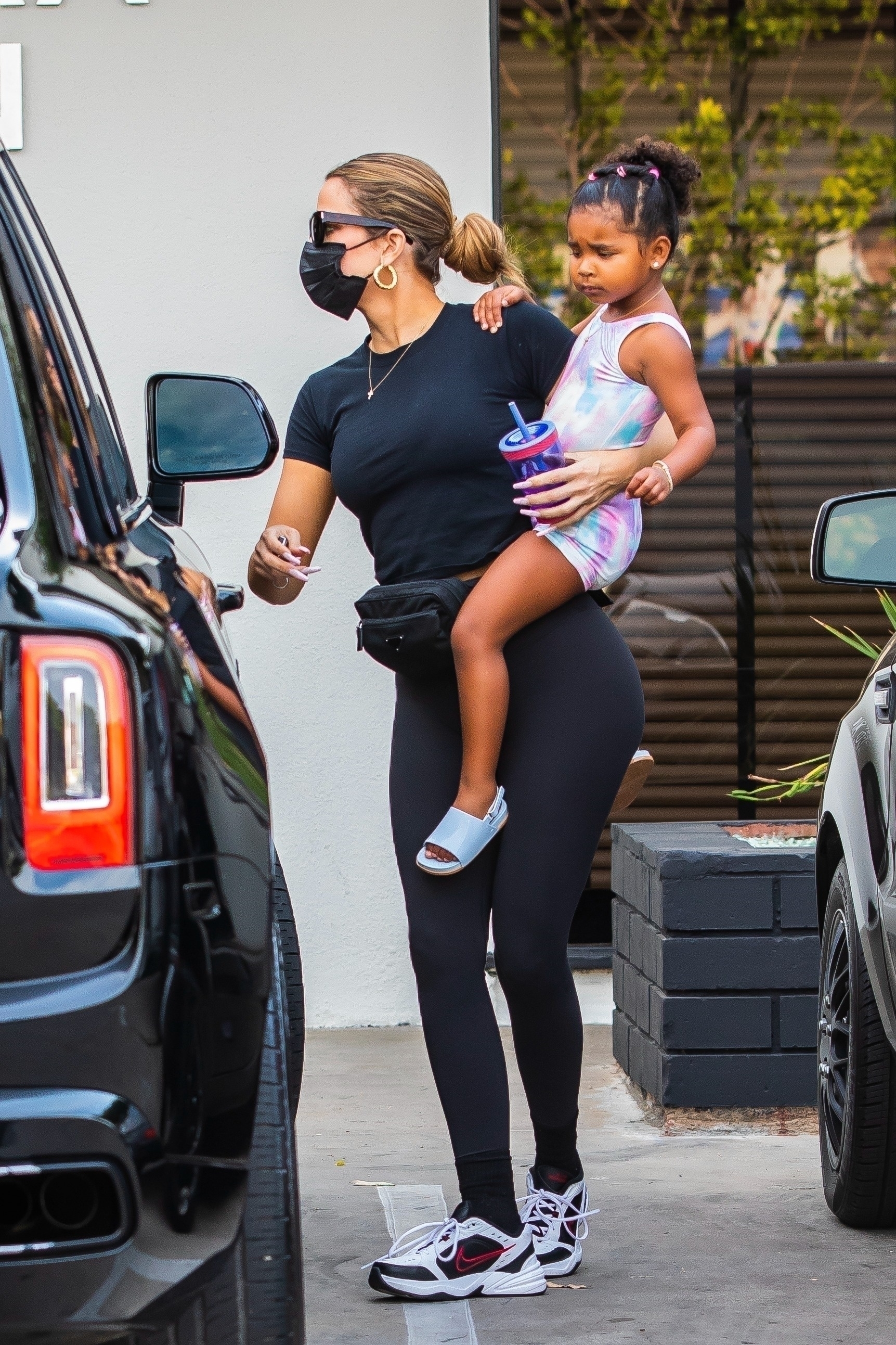 Access_Kardashian_22.jpg