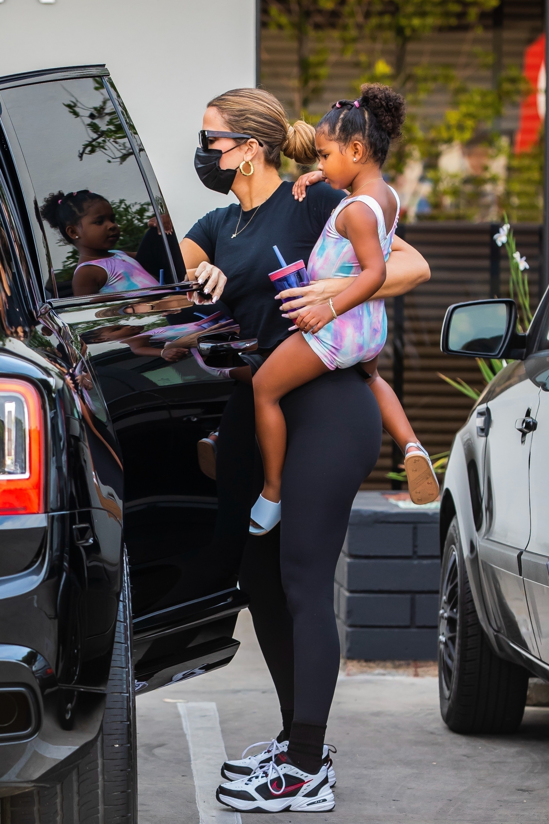 Access_Kardashian_27.jpg