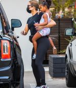 Access_Kardashian_4.jpg