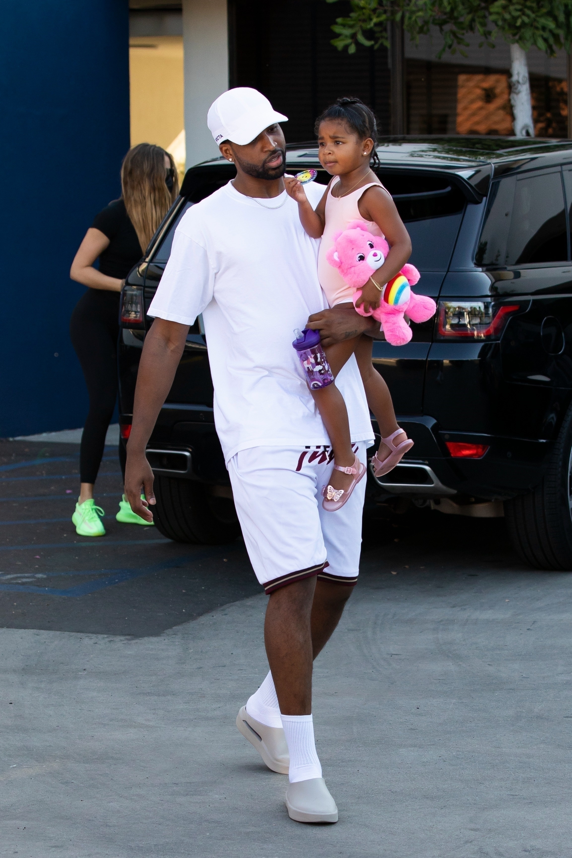 Access_Kardashian_13.jpg