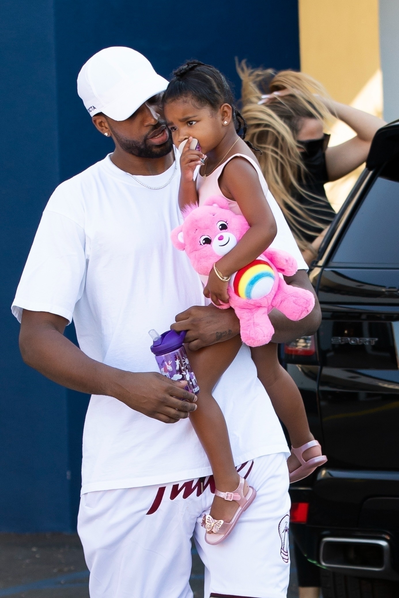 Access_Kardashian_14.jpg