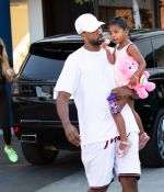Access_Kardashian_16.jpg