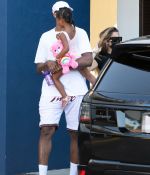 Access_Kardashian_4.jpg