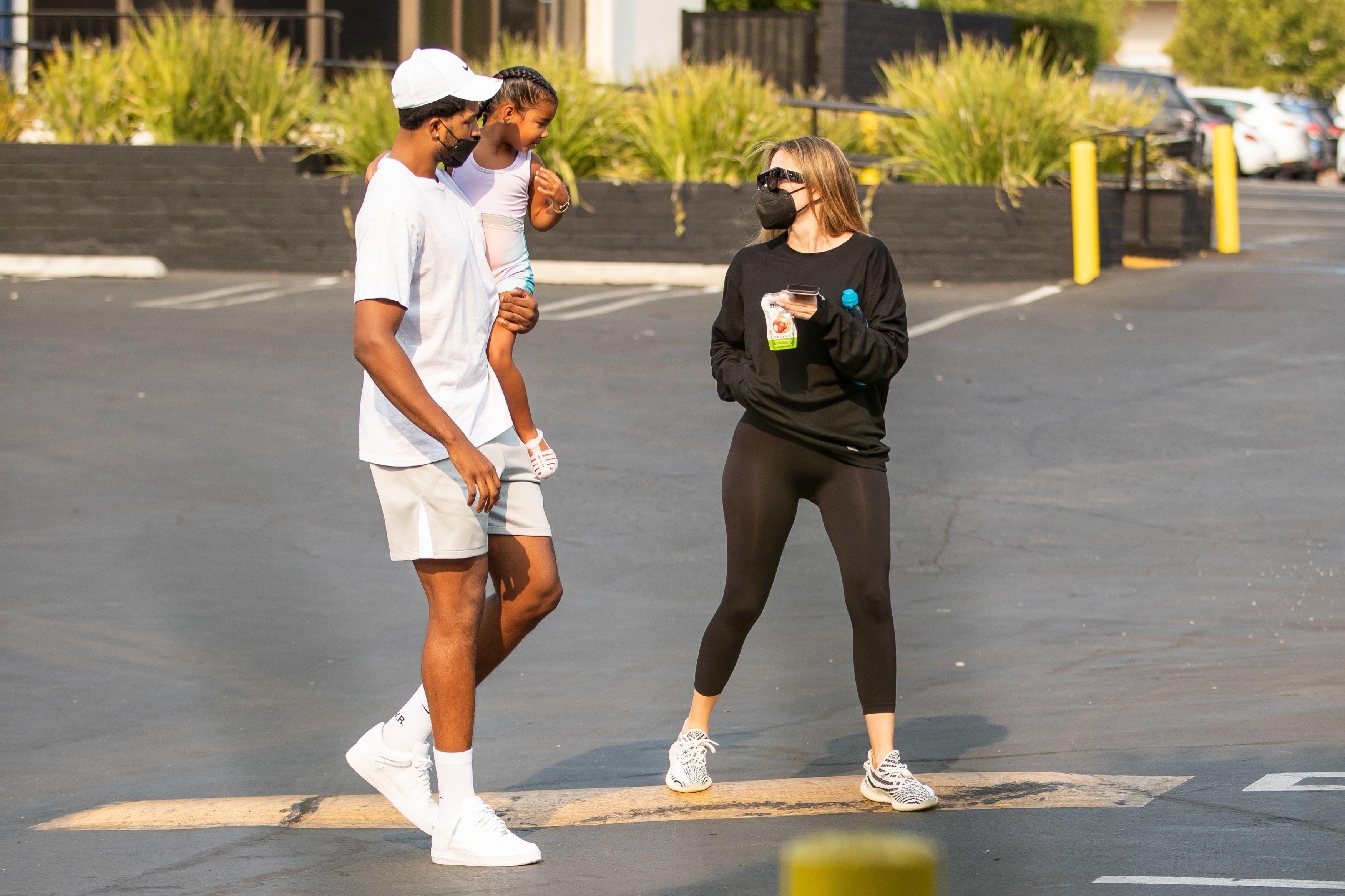 Access_Kardashian_10.jpg