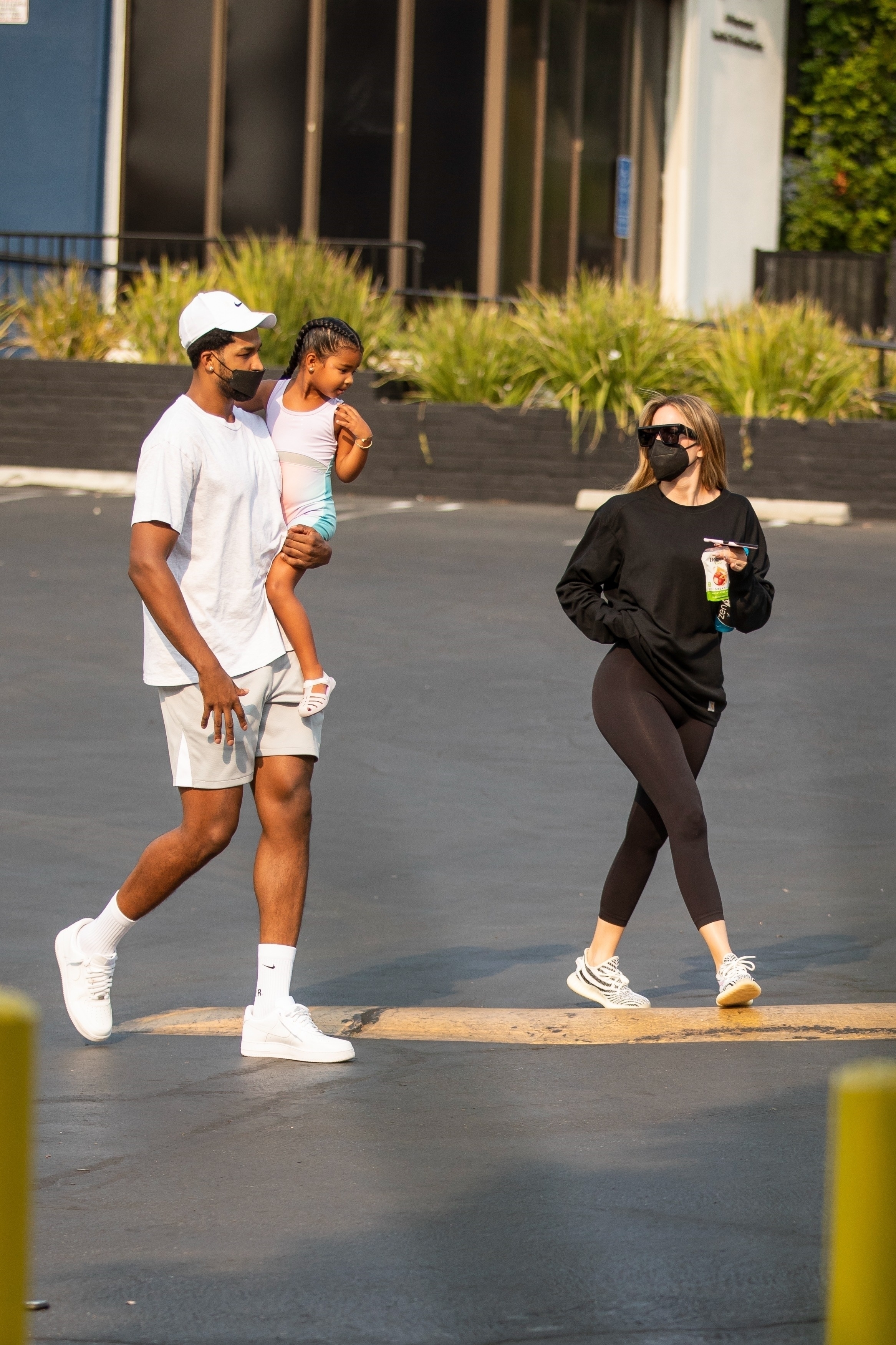 Access_Kardashian_23.jpg