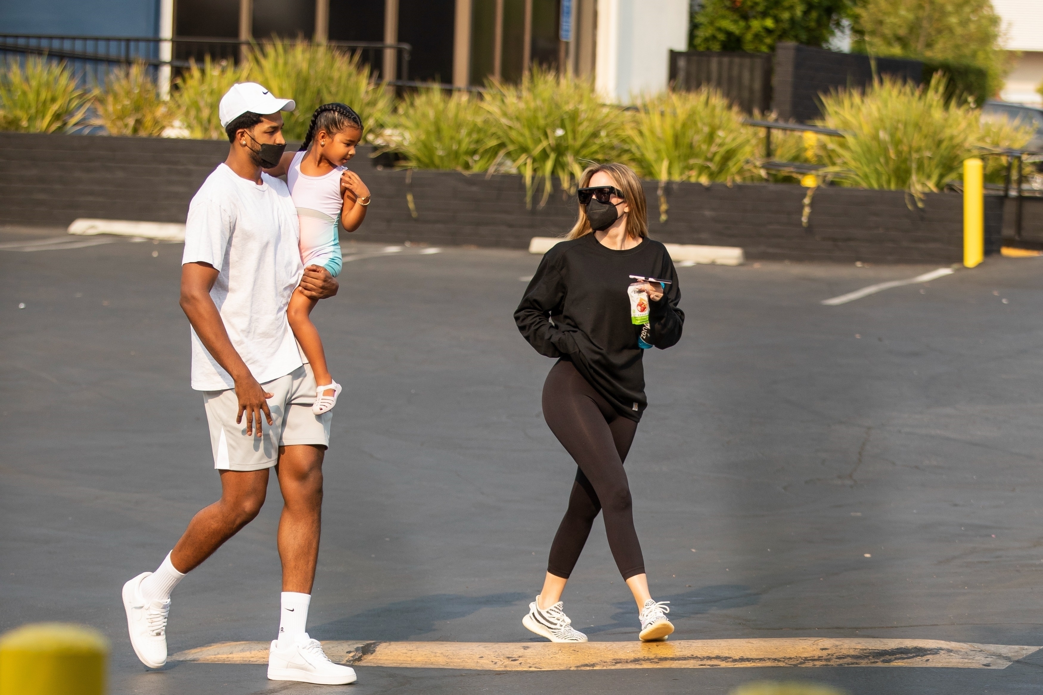 Access_Kardashian_24.jpg