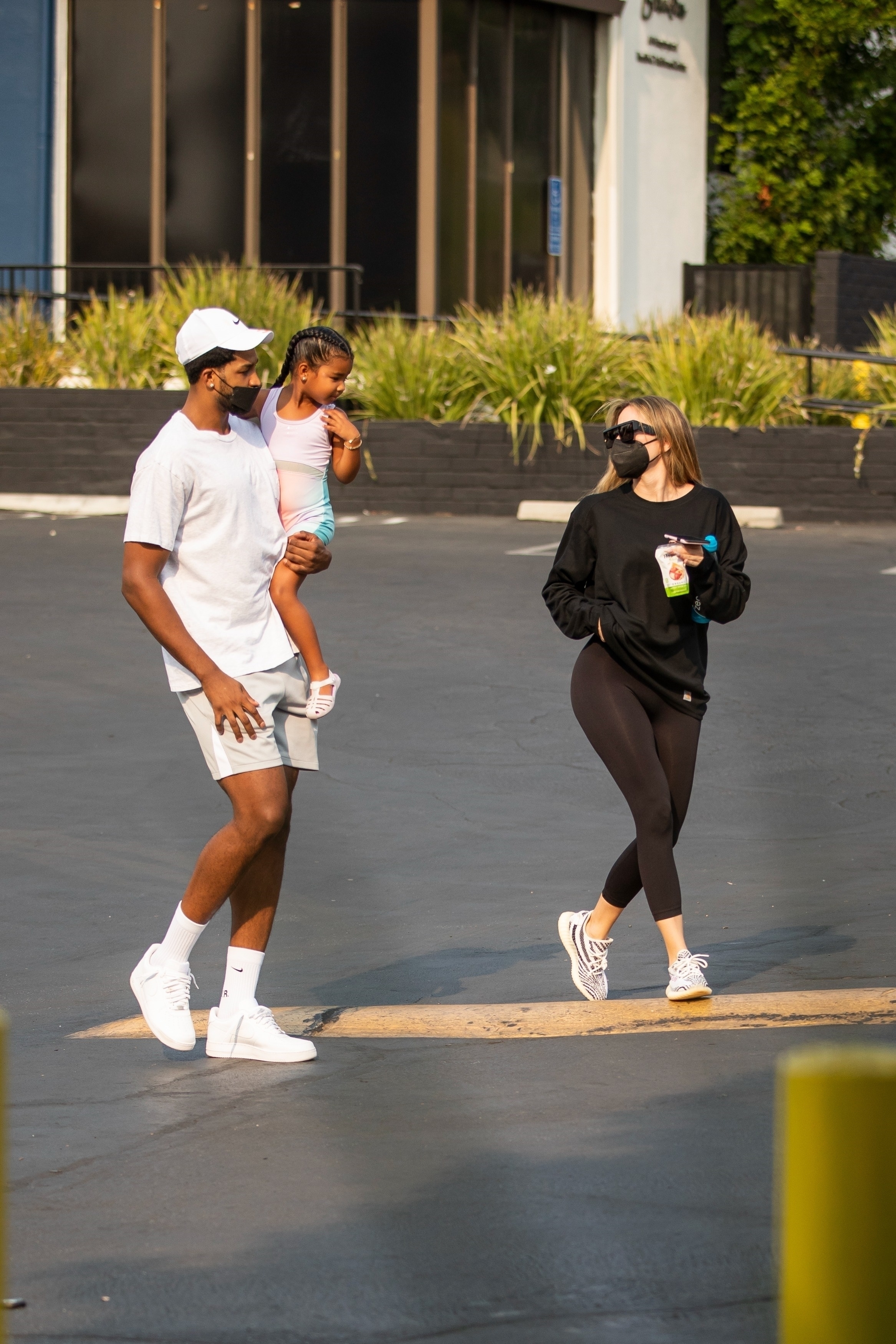Access_Kardashian_25.jpg