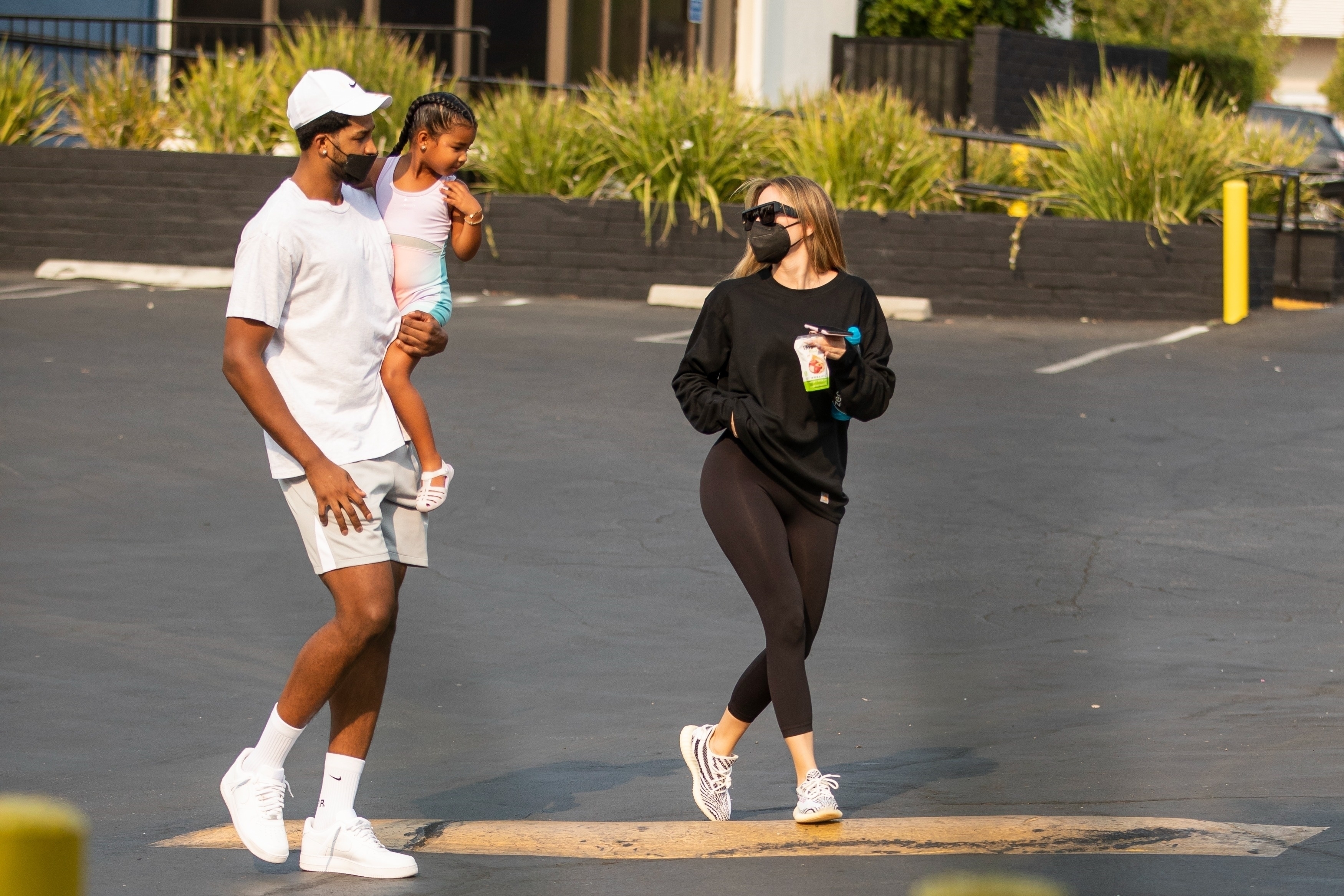 Access_Kardashian_26.jpg