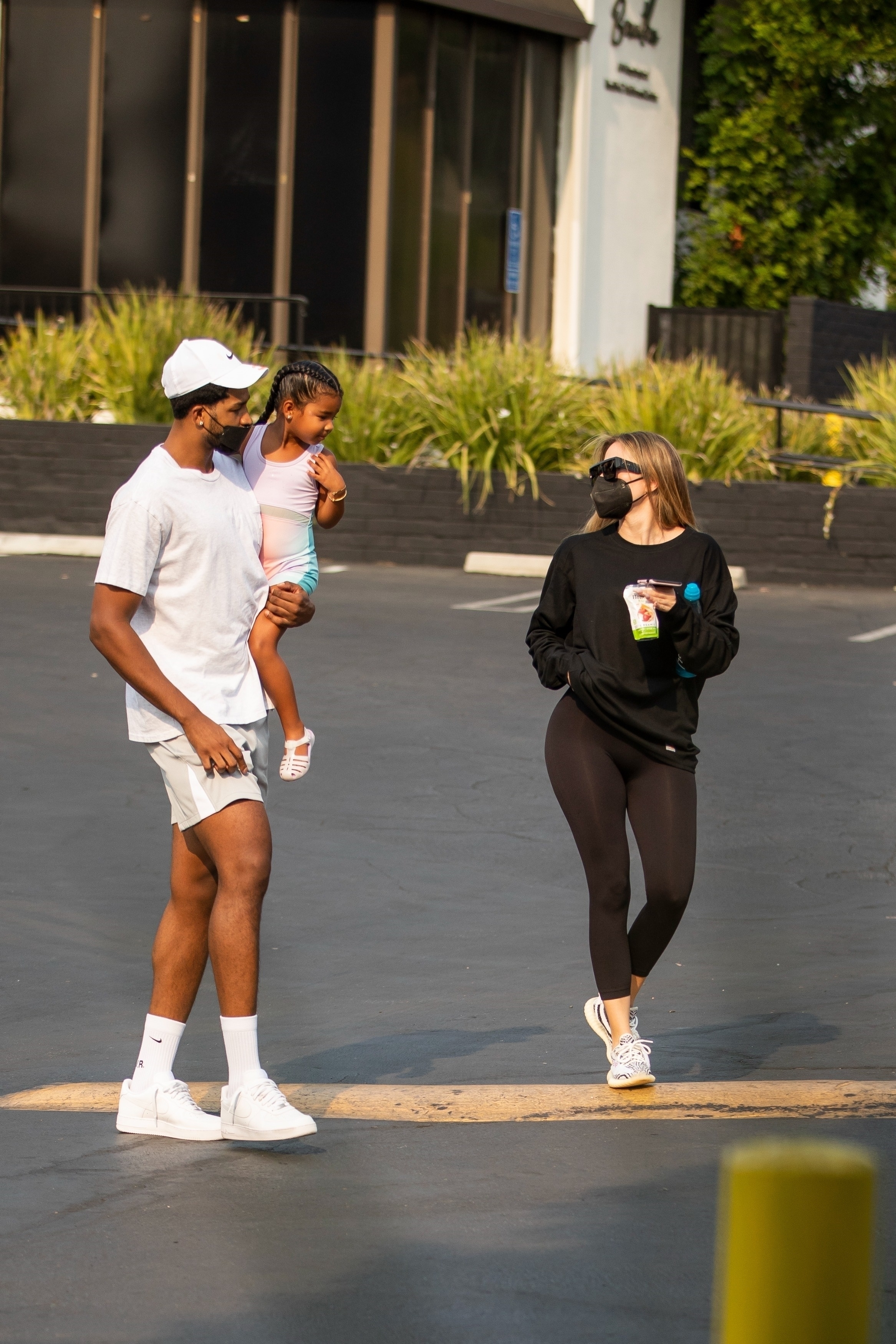 Access_Kardashian_27.jpg