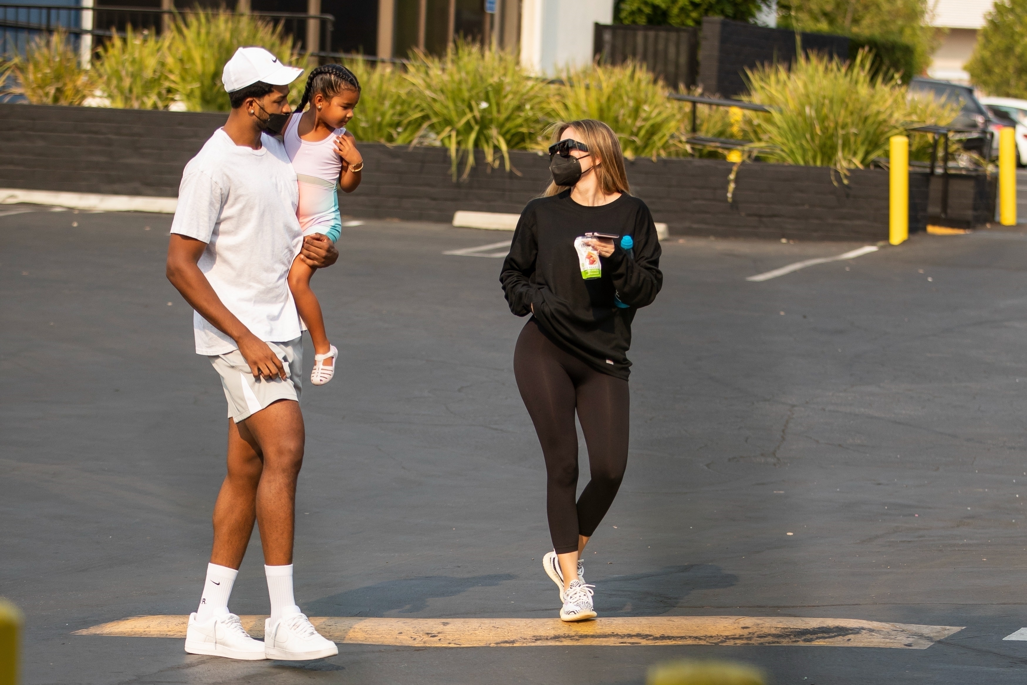 Access_Kardashian_28.jpg
