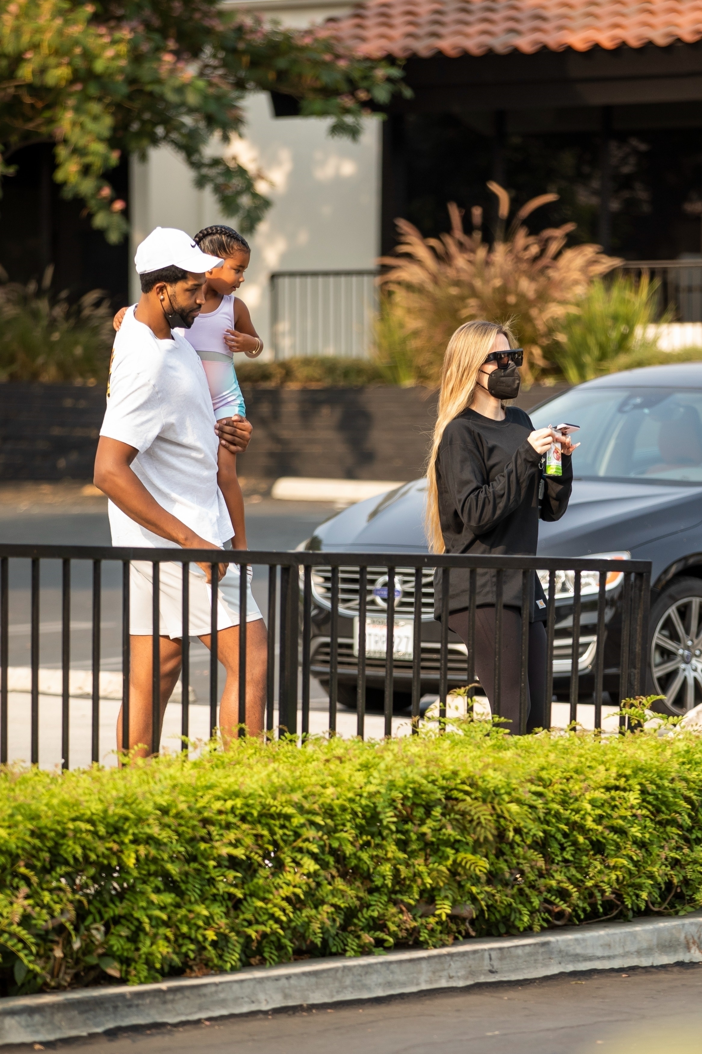 Access_Kardashian_4.jpg