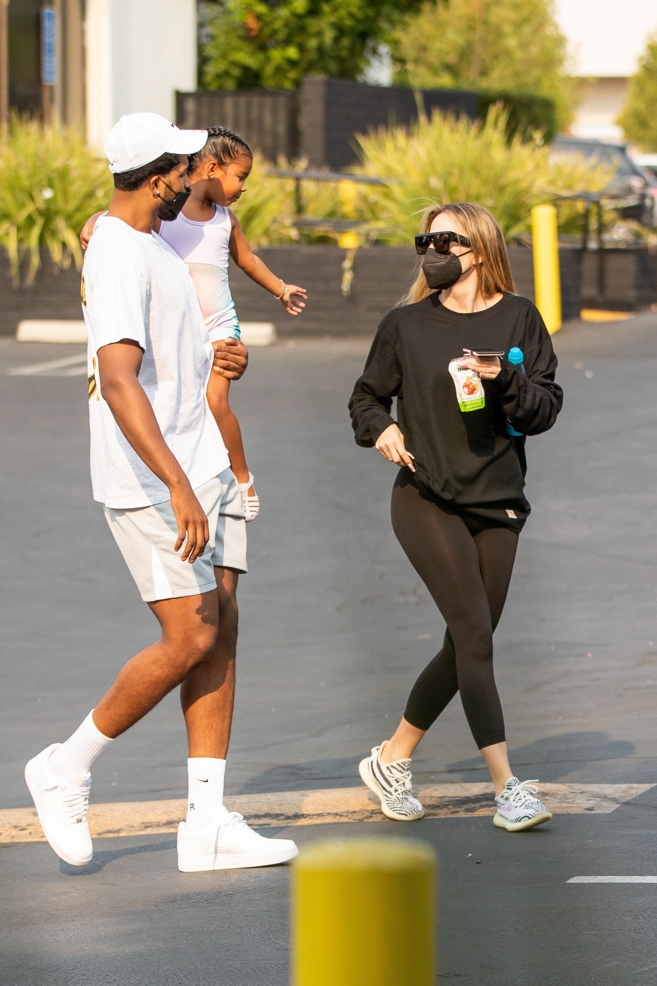 Access_Kardashian_8.jpg