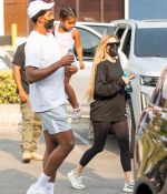 Access_Kardashian_34.jpg