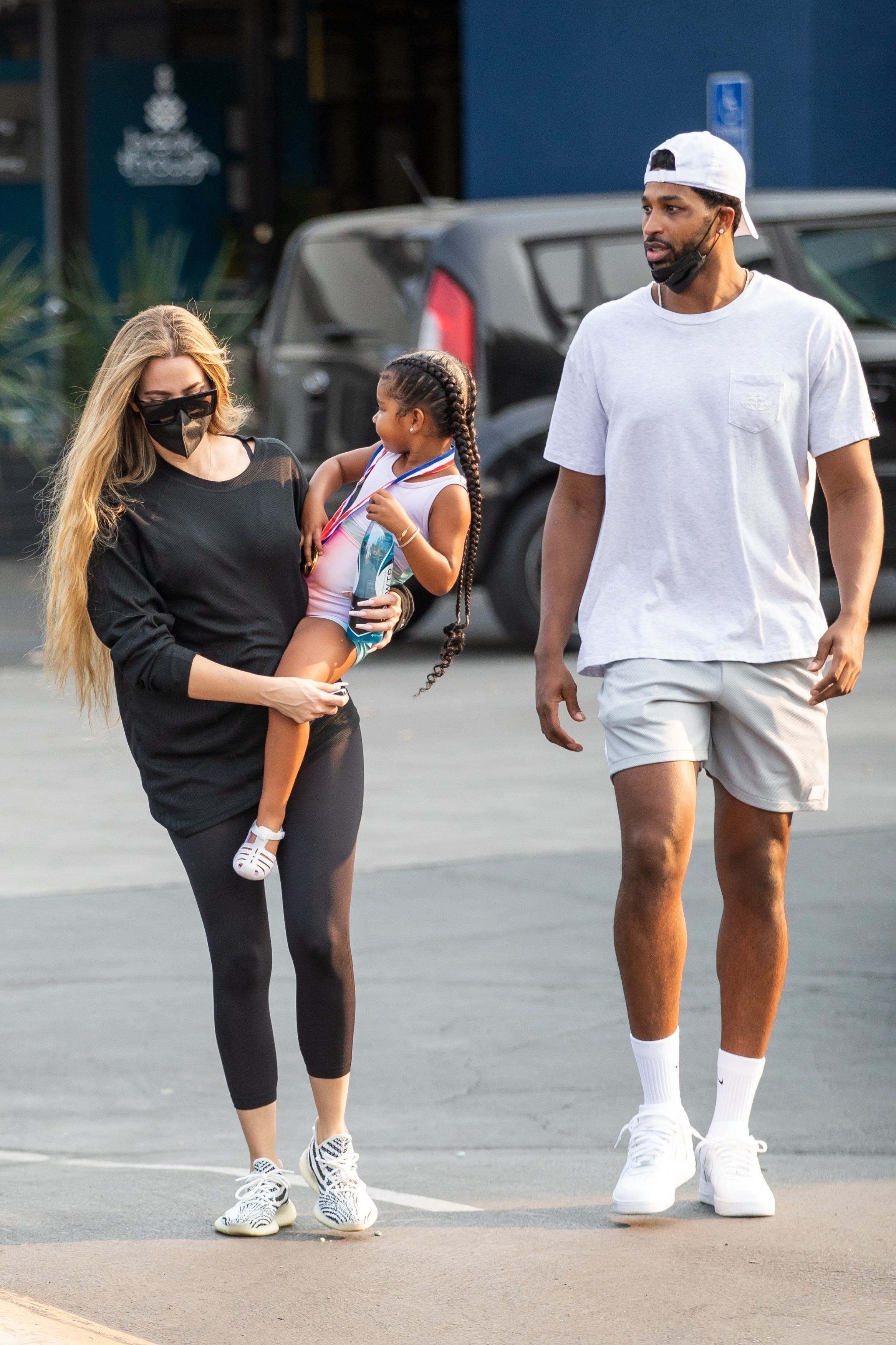 Access_Kardashian_15.jpg