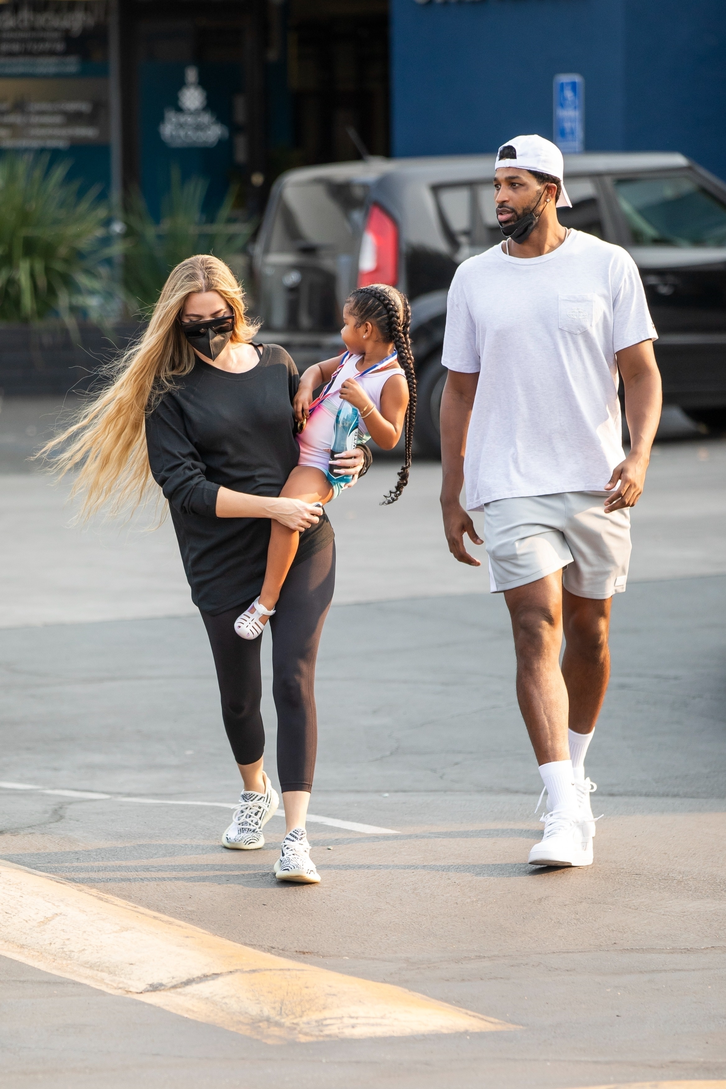 Access_Kardashian_17.jpg