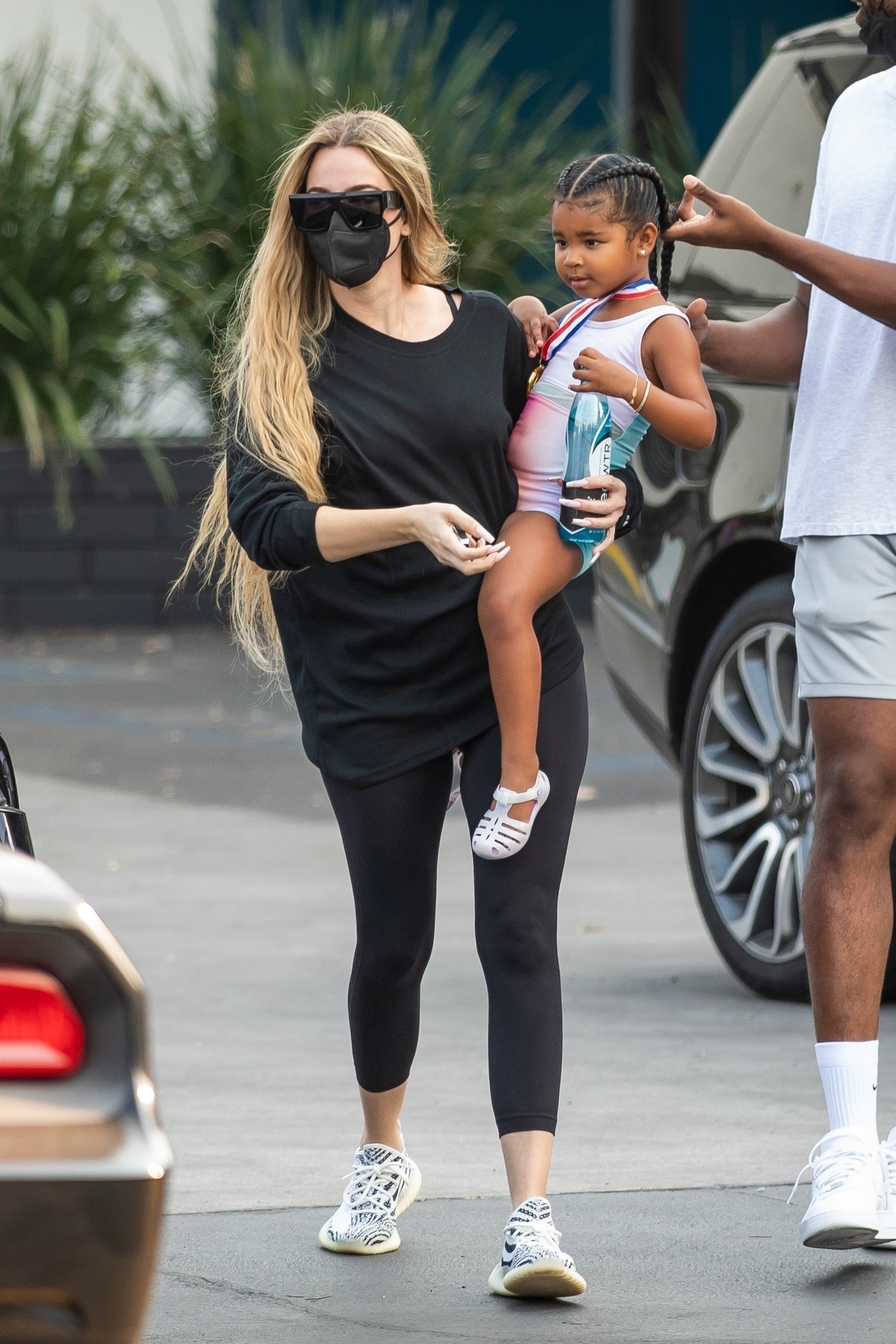 Access_Kardashian_2.jpg