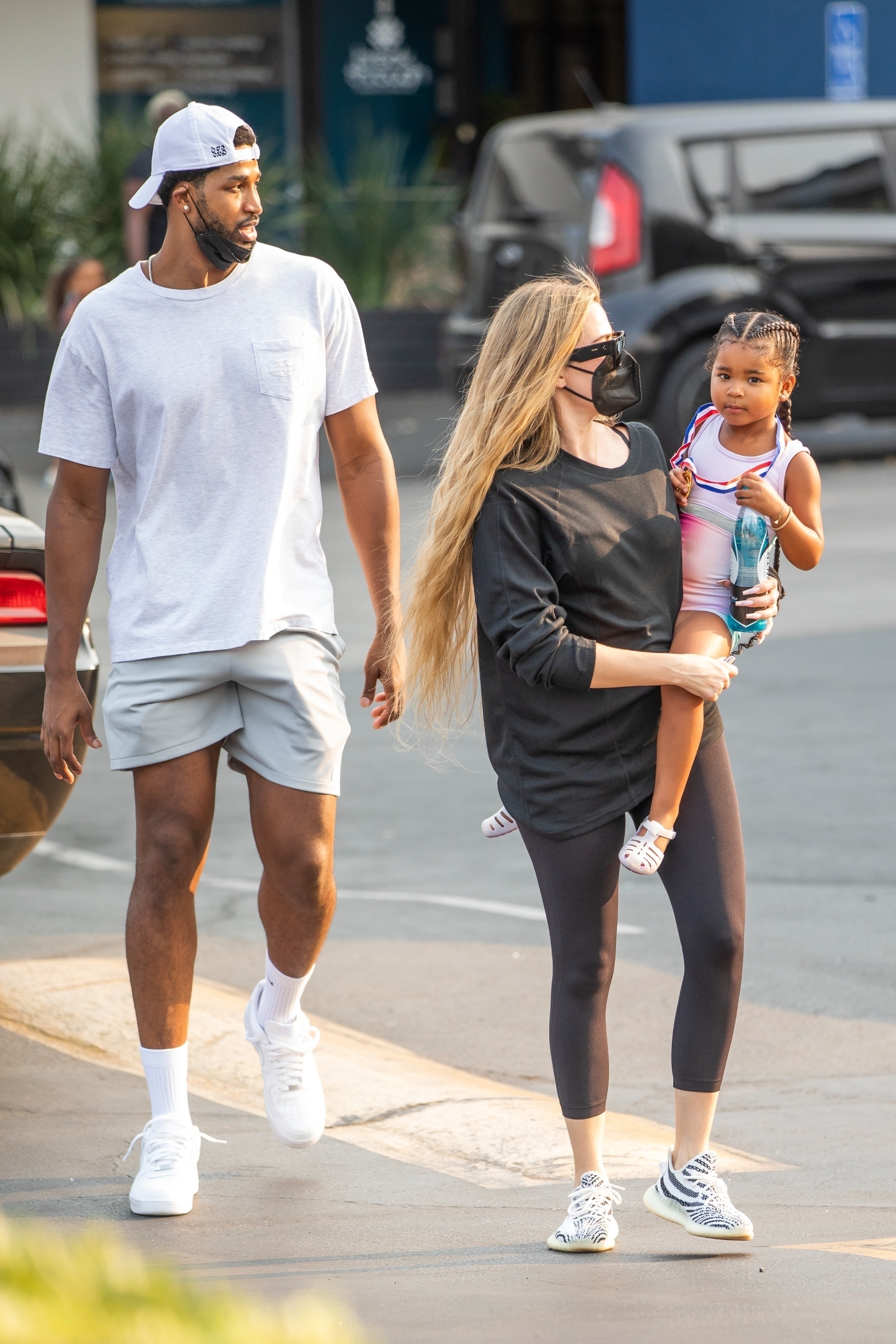 Access_Kardashian_9.jpg