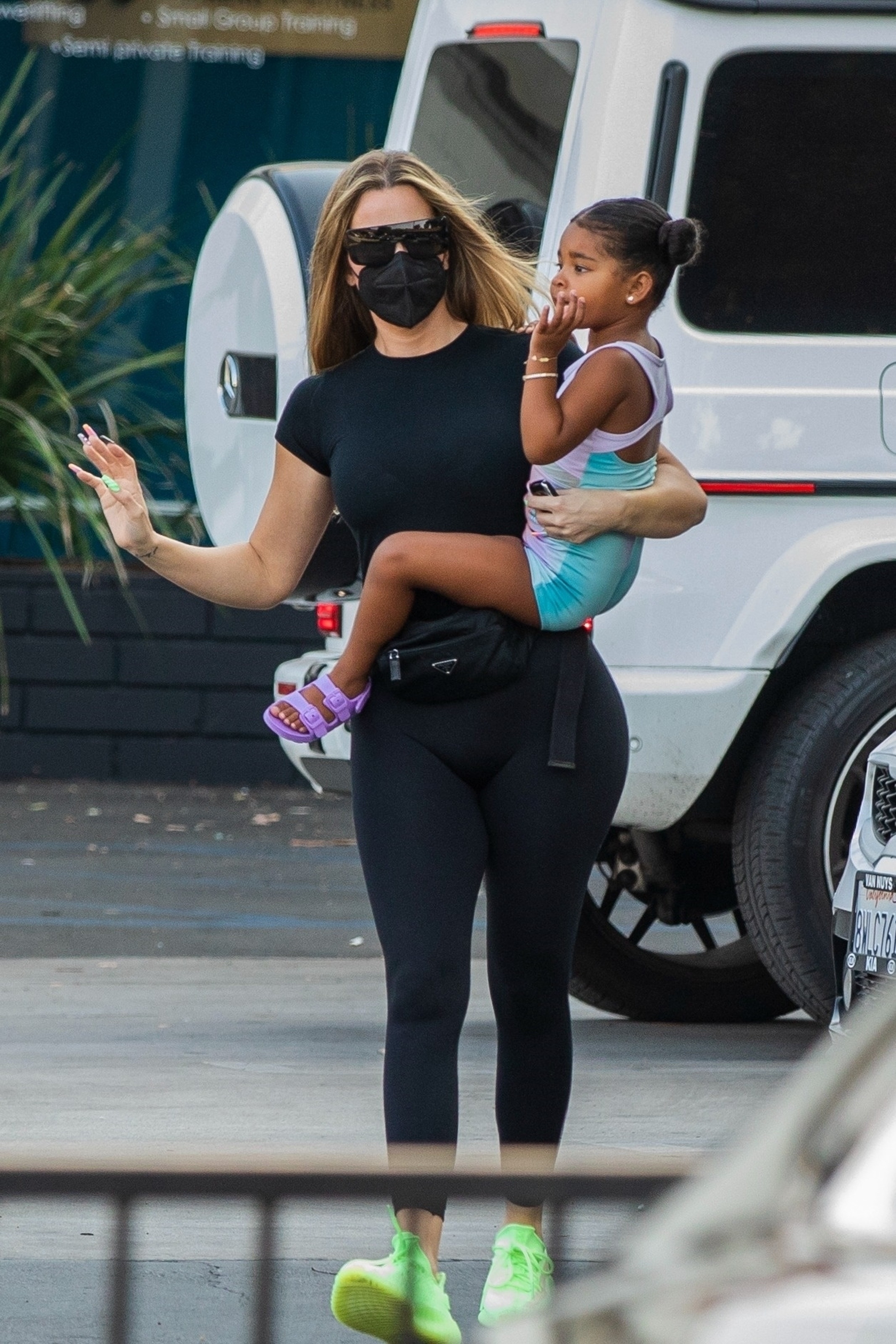 Access_Kardashian_15.jpg