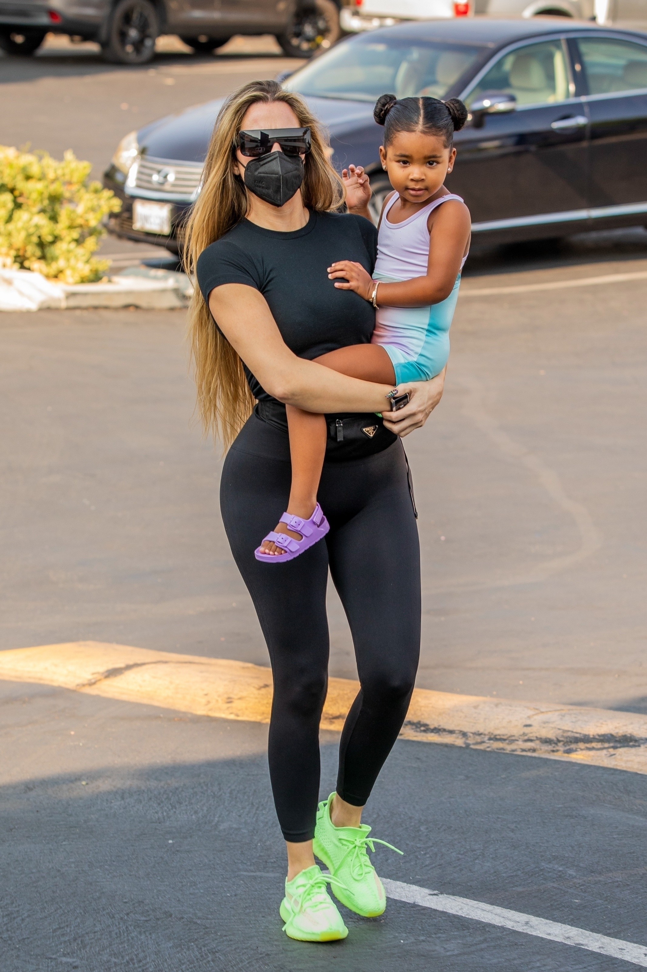 Access_Kardashian_5.jpg