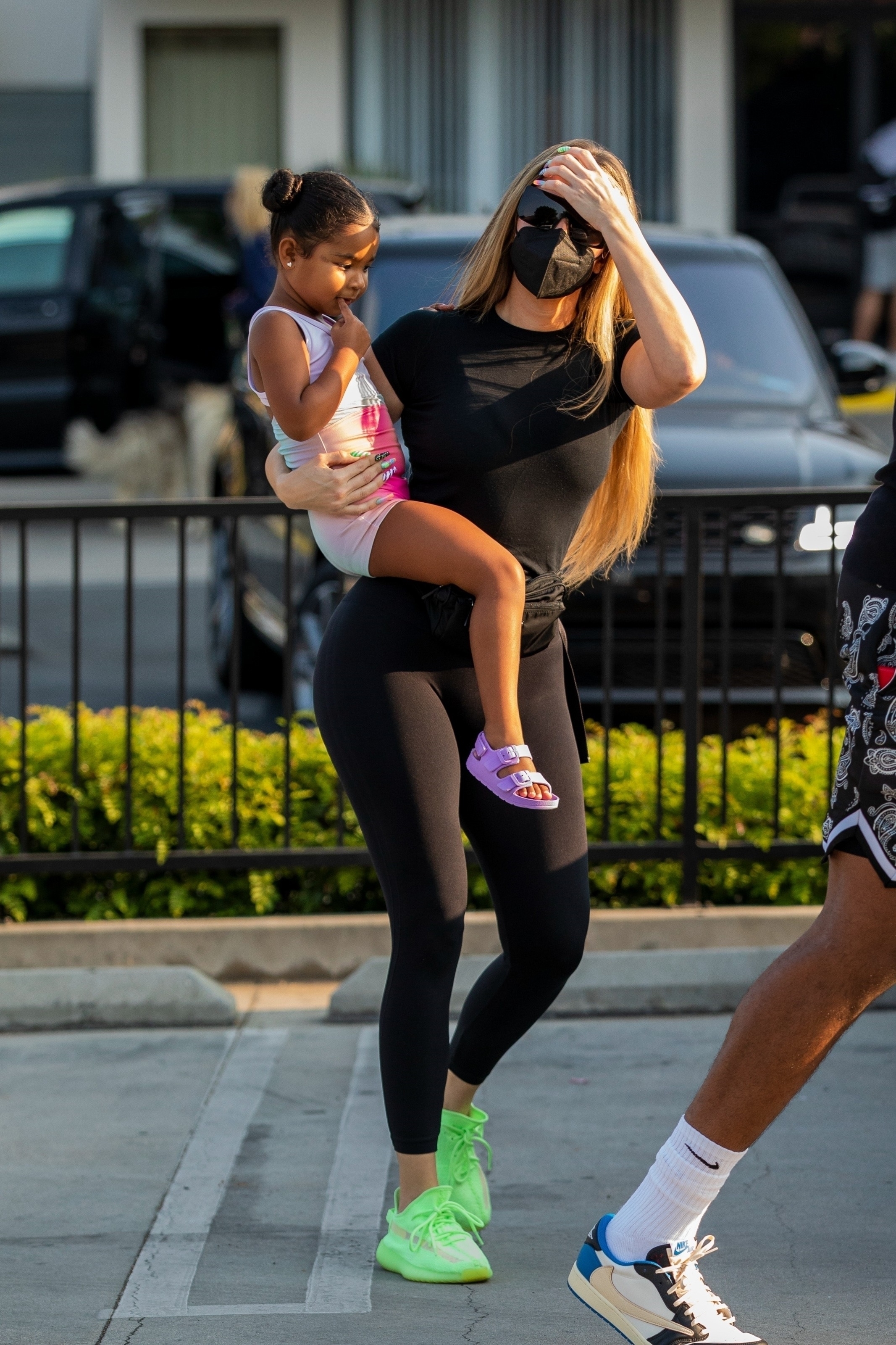 Access_Kardashian_79.jpg