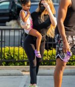 Access_Kardashian_78.jpg