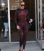 Access_Kardashian_16.jpg