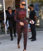 Access_Kardashian_6.jpg