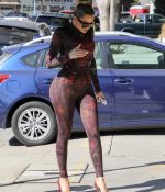 Access_Kardashian_75.jpg