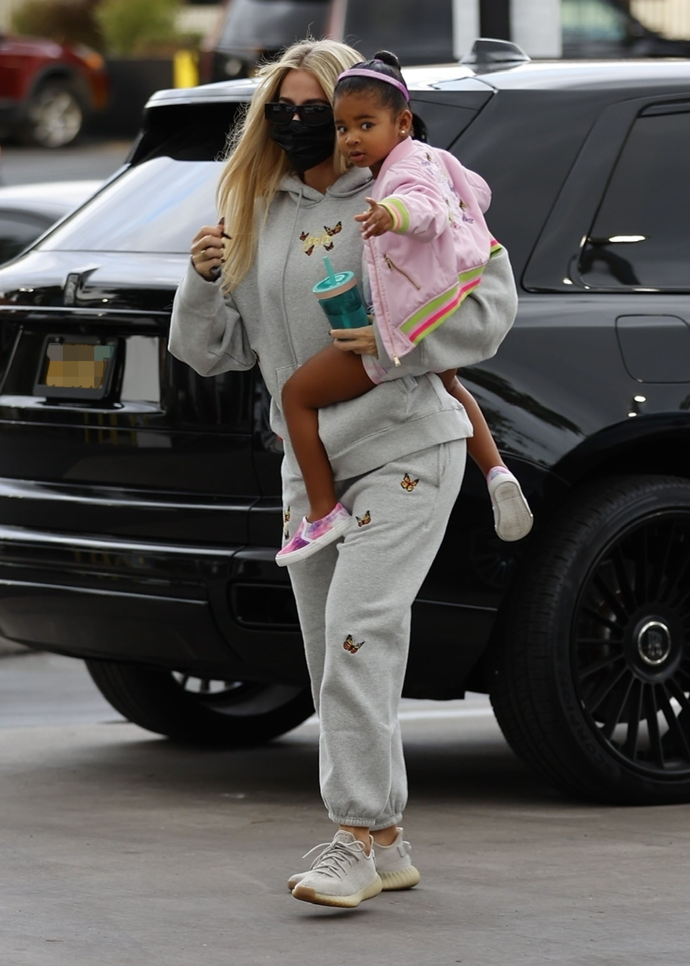 Access_Kardashian_15.jpg
