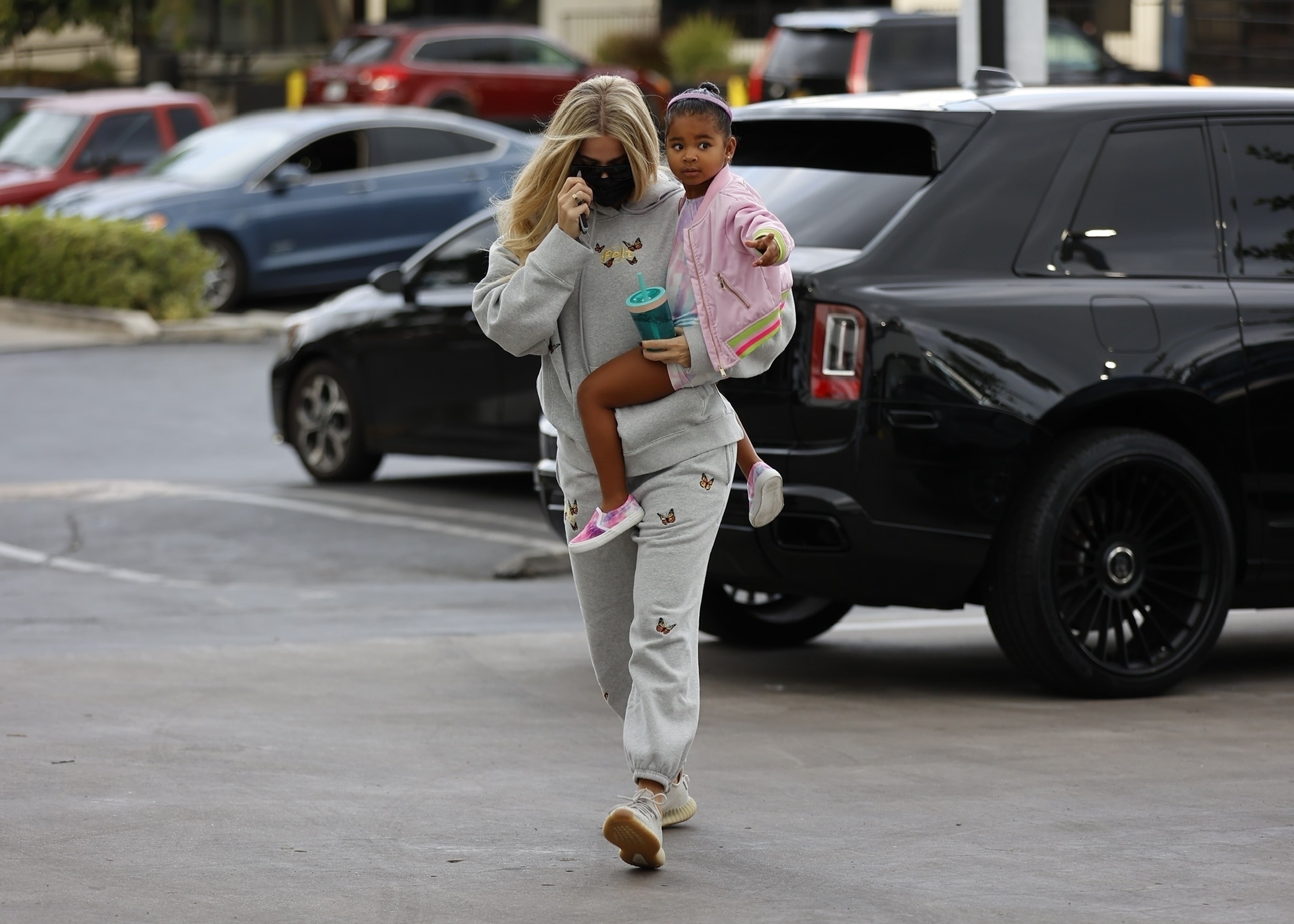 Access_Kardashian_20.jpg