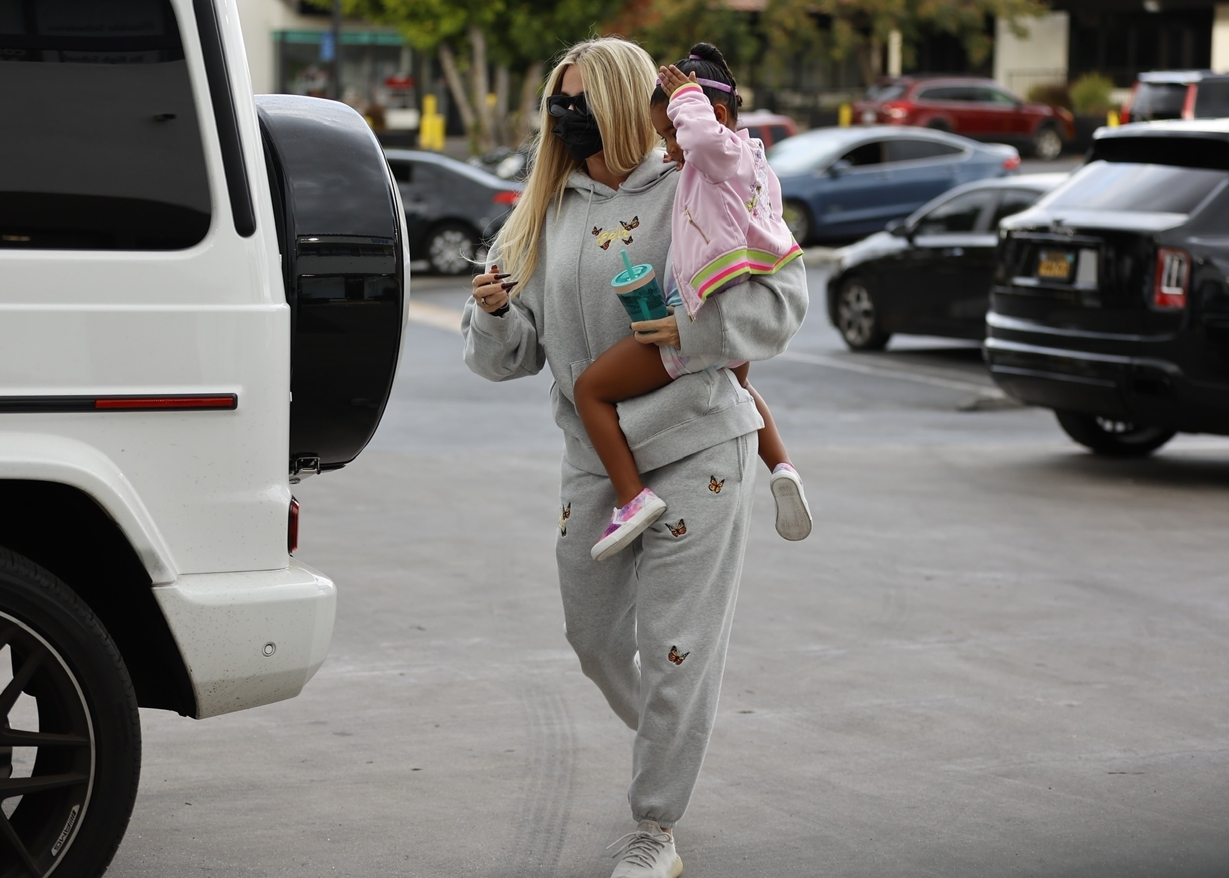 Access_Kardashian_29.jpg